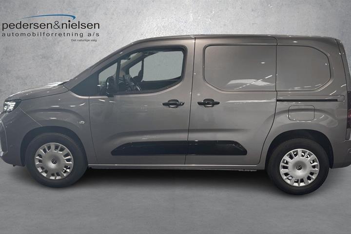 Grå Opel Combo-e fra 2026