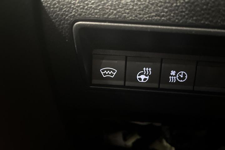 Grå Opel Combo-e fra 2026