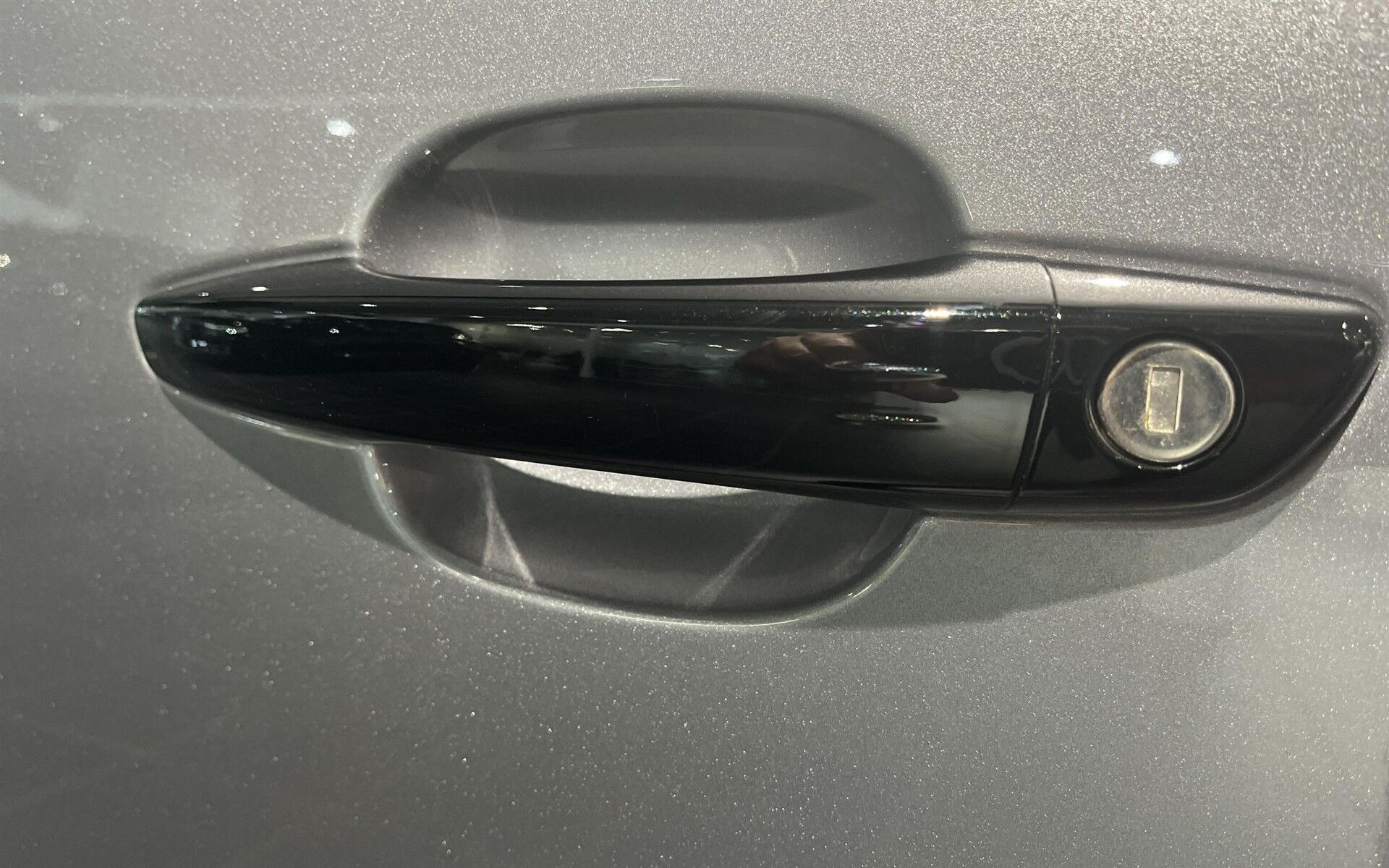 Grå Opel Combo-e fra 2026
