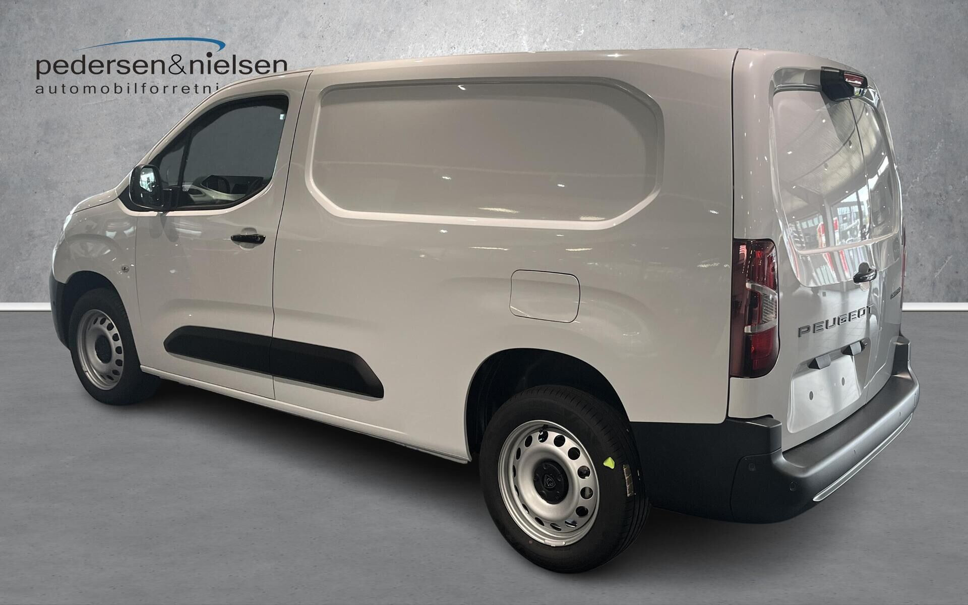 Hvid Peugeot Peugeot Partner fra 2026