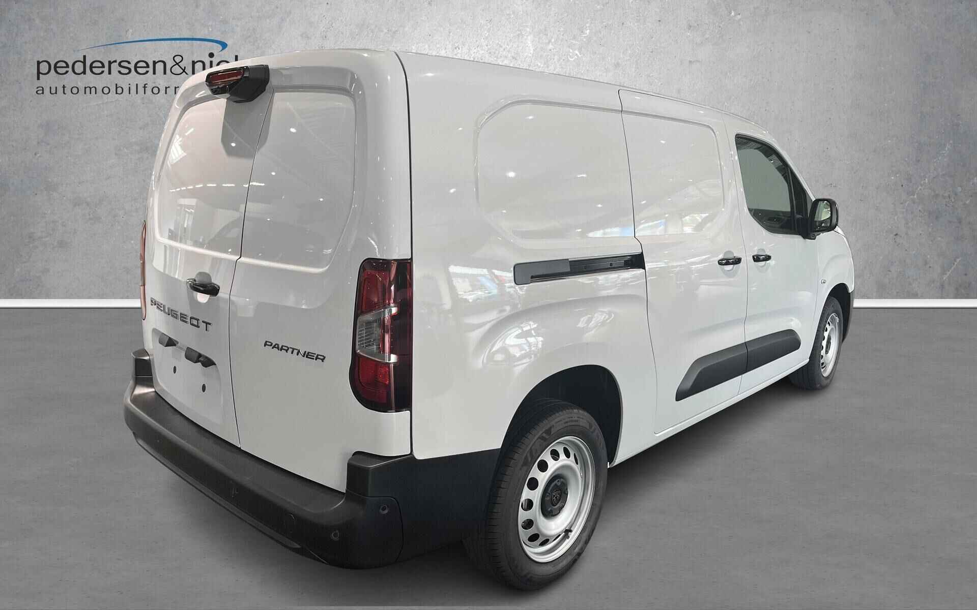 Hvid Peugeot Peugeot Partner fra 2026