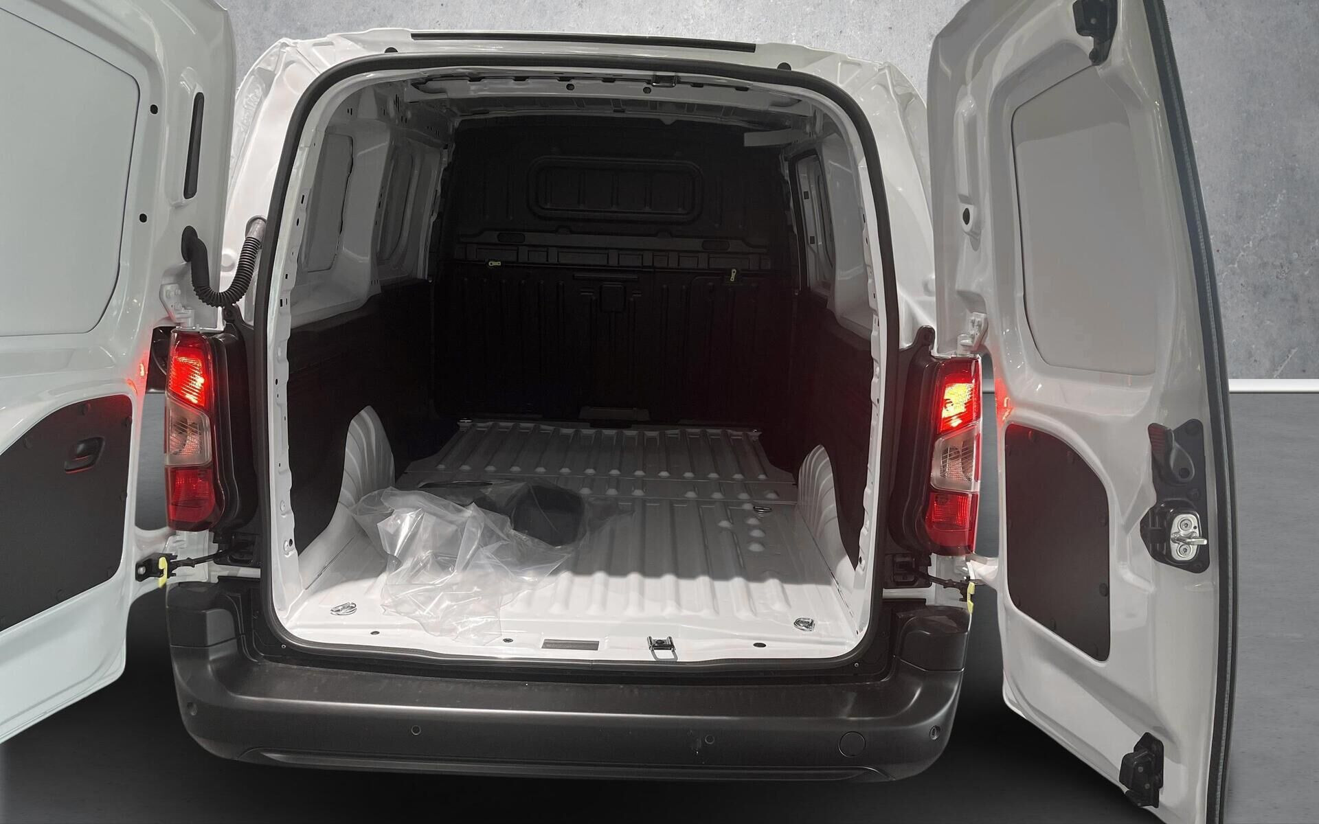 Hvid Peugeot Peugeot Partner fra 2026
