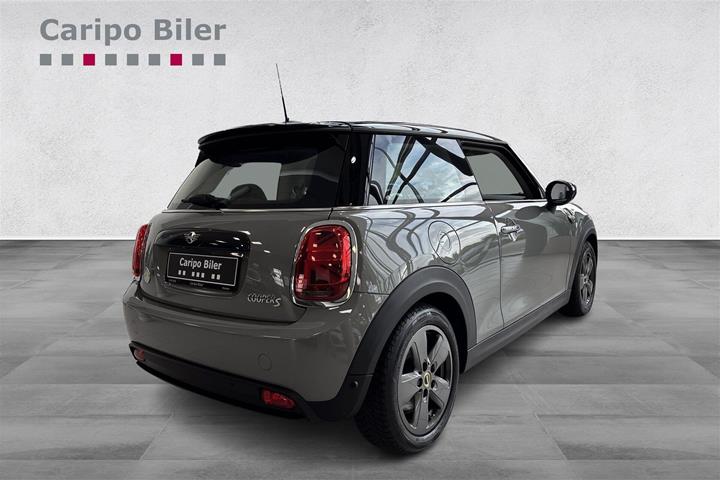 Grå Mini Cooper fra 2021