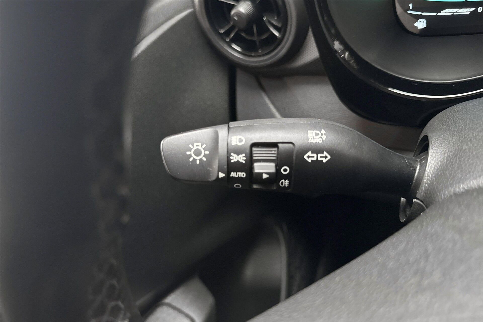 Sort Hyundai i10 fra 2024