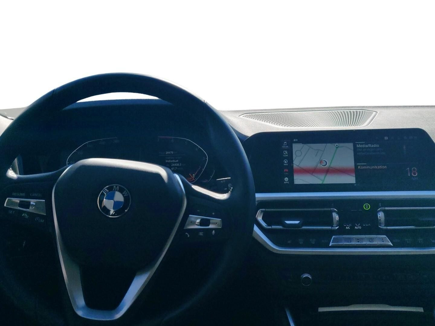 Grå BMW 320i fra 2020