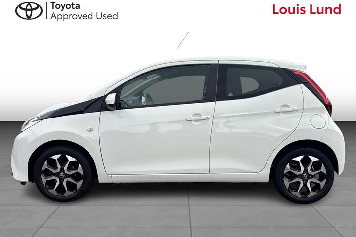 Hvid Toyota Aygo fra 2018