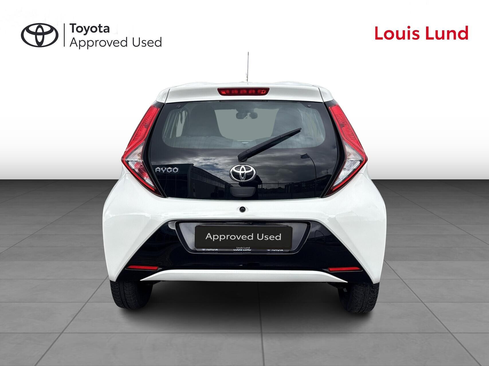 Hvid Toyota Aygo fra 2018