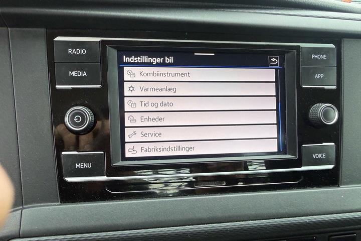 Hvid VW Transporter fra 2022