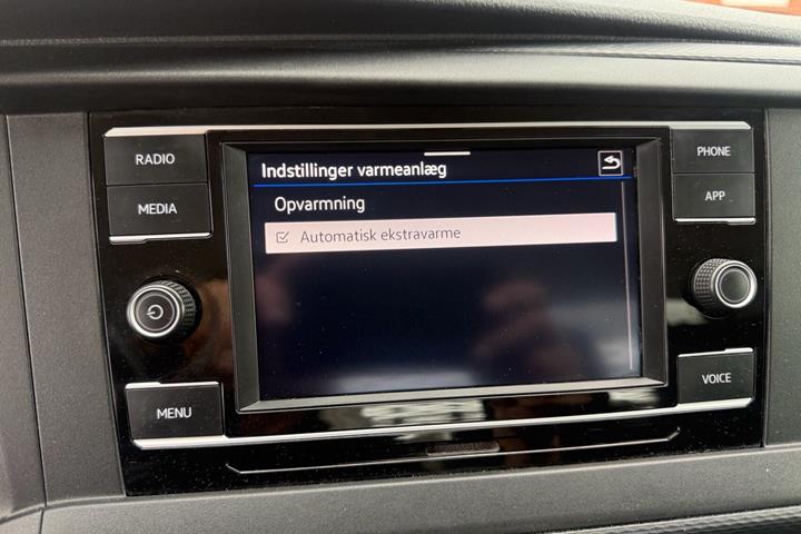 Hvid VW Transporter fra 2022