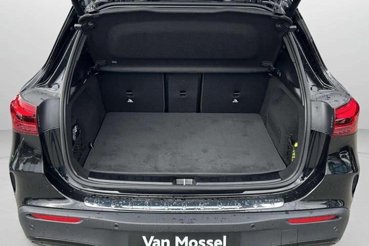Sort Mercedes EQA250+ fra 2025