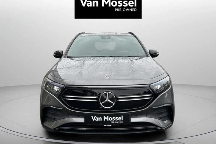 Grå Mercedes EQA250 fra 2022