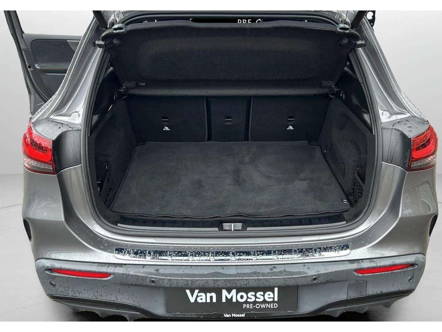 Grå Mercedes EQA250 fra 2022