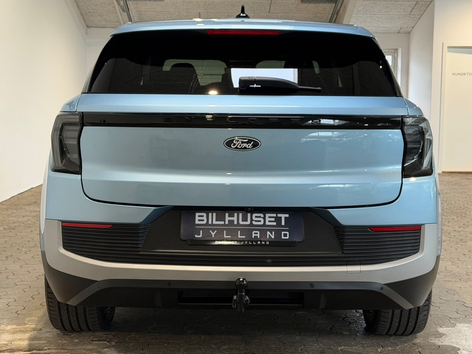 Blå Ford Explorer fra 2025
