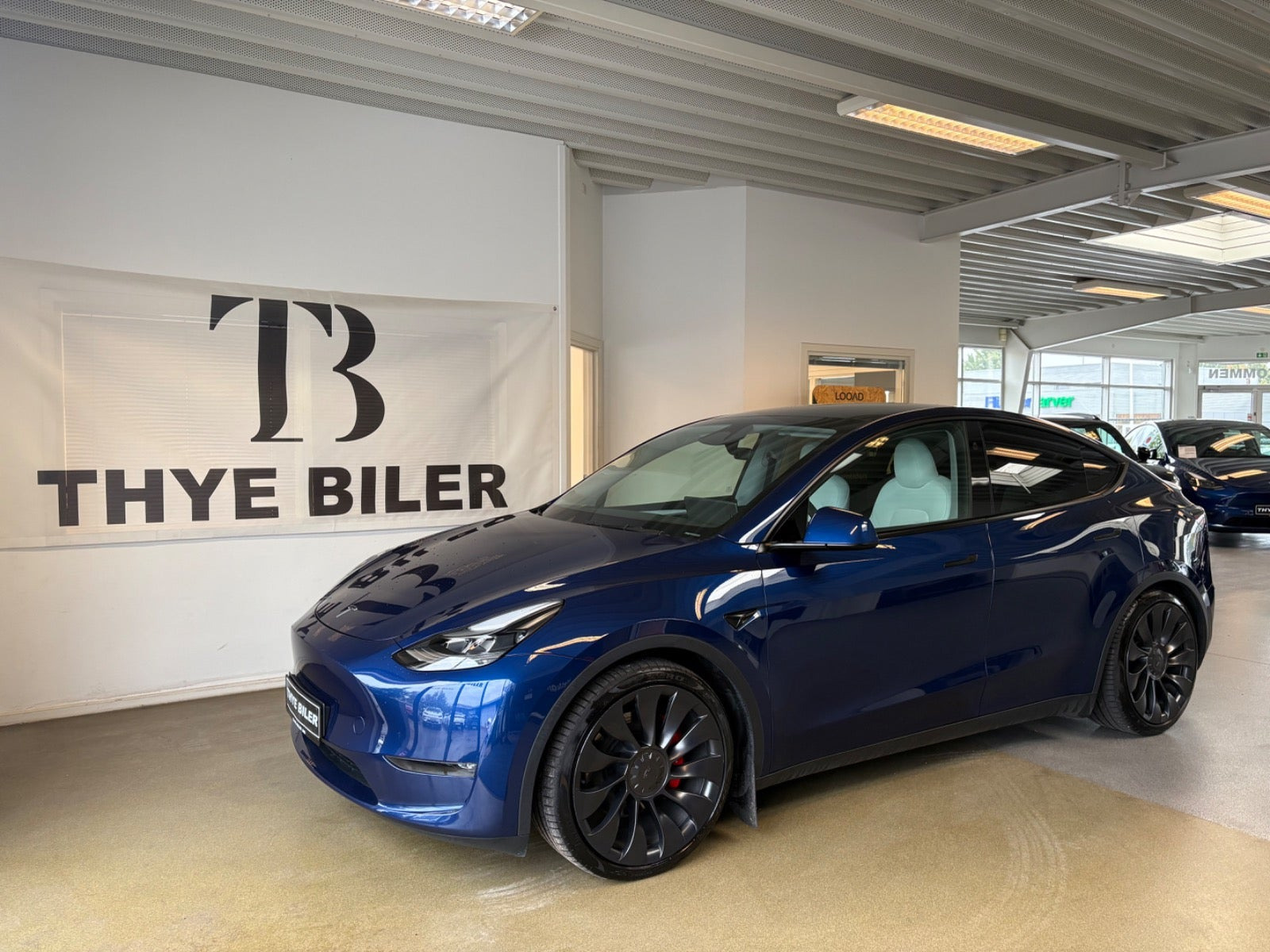 Tesla Model Y Performance AWD