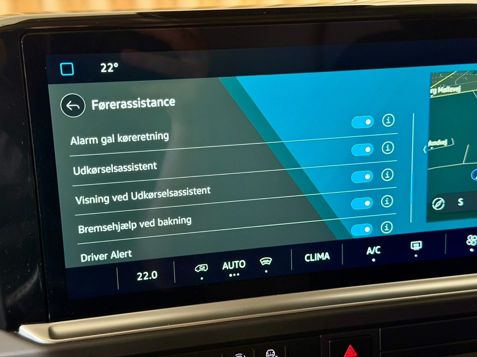 Grå VW e-Transporter fra 2025