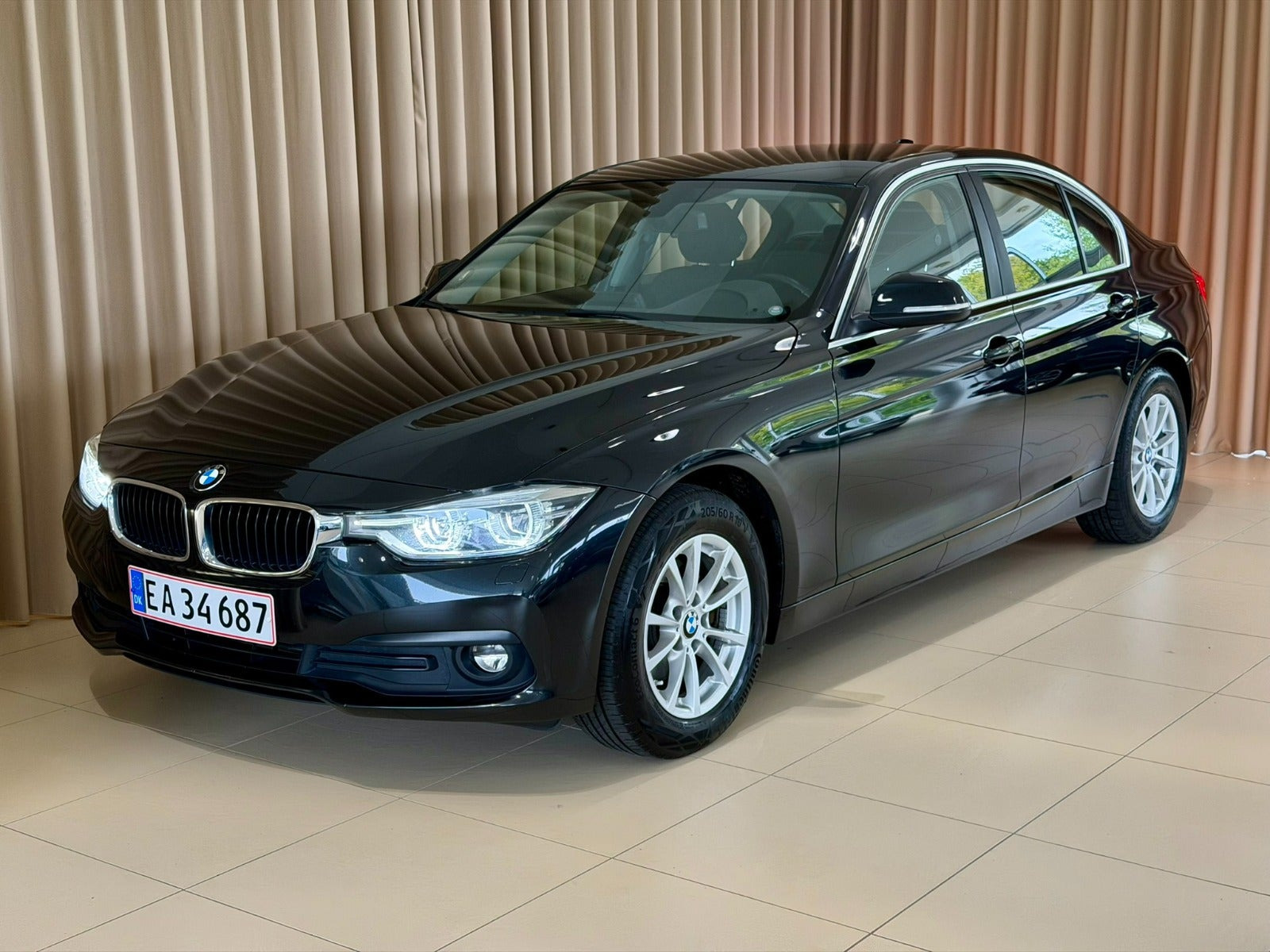 BMW 320d 2,0 Advantage aut.