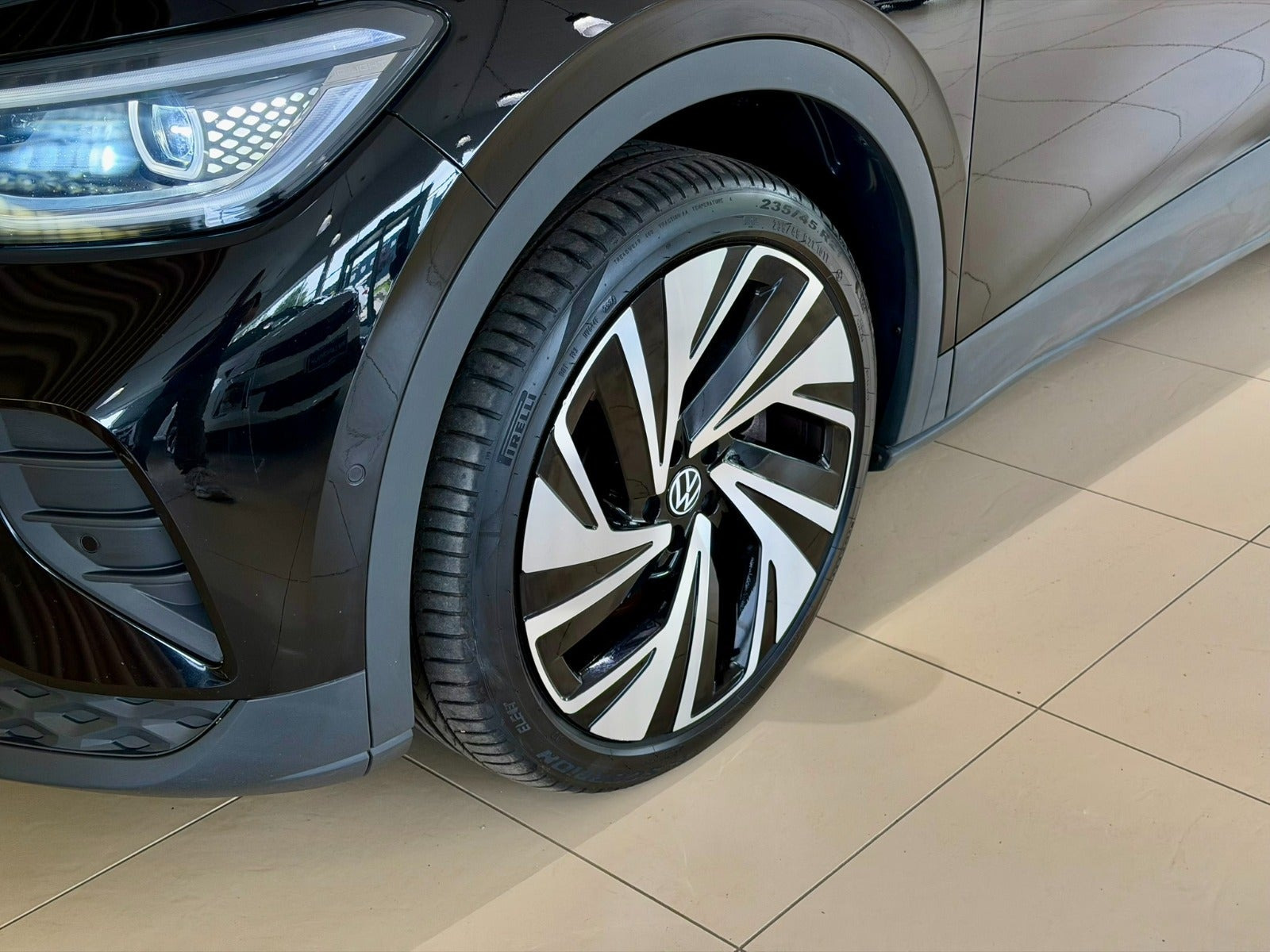 Sort VW ID.4 fra 2023