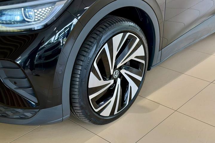 Sort VW ID.4 fra 2023