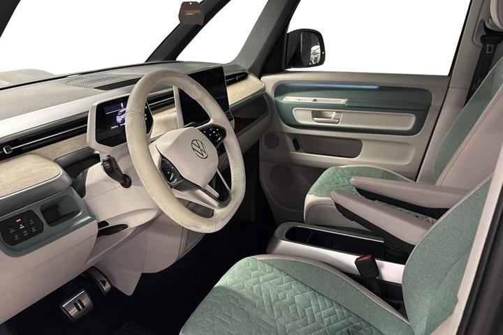 Sølv VW ID.Buzz fra 2024