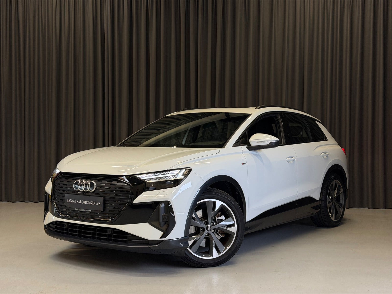 Audi Q4 e-tron 40 S-line