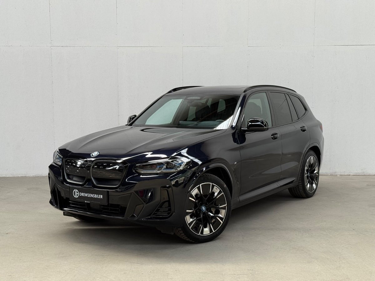 BMW iX3 Charged Plus M-Sport