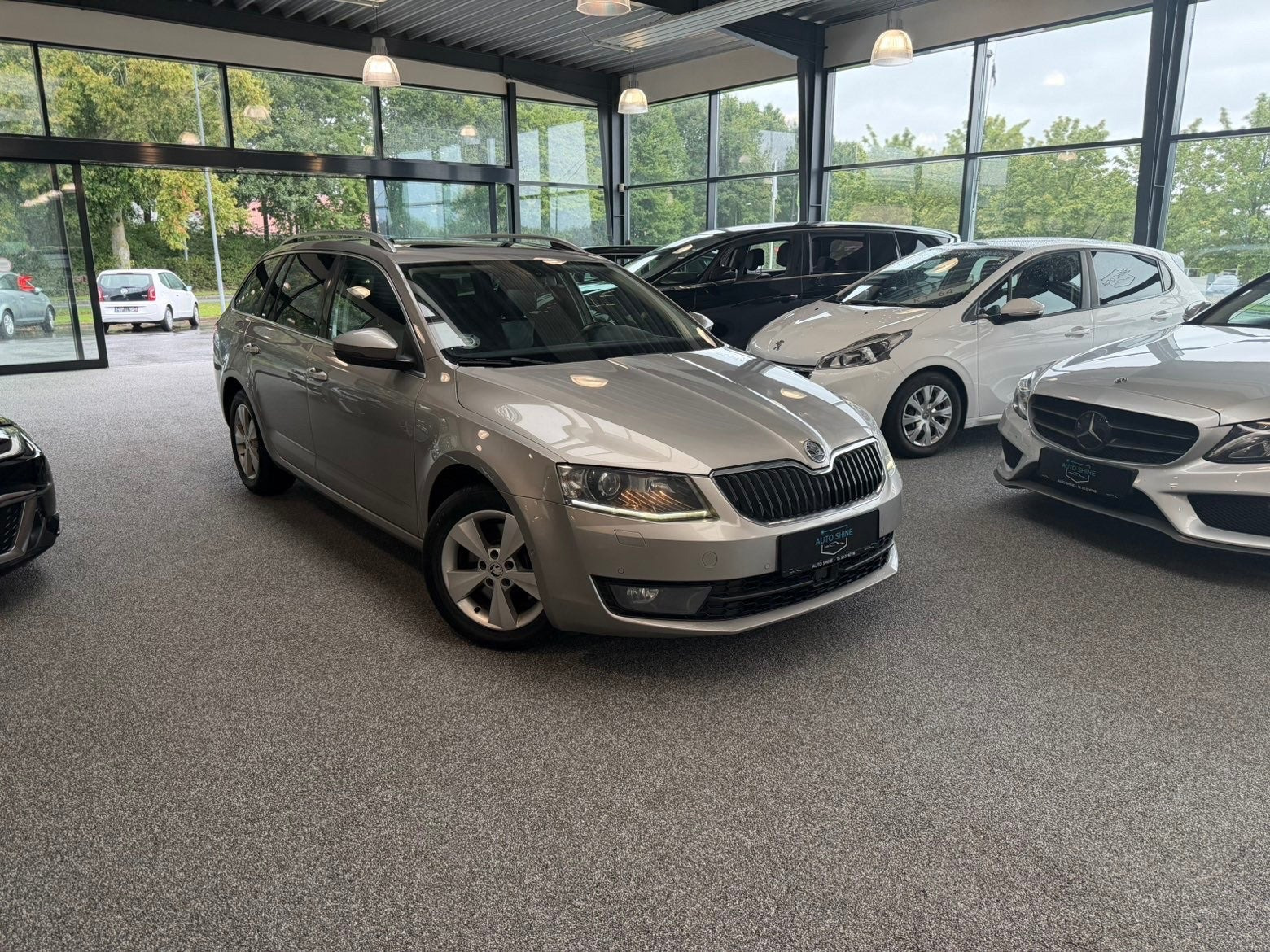undefined Skoda Octavia fra 2014