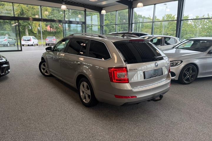 undefined Skoda Octavia fra 2014
