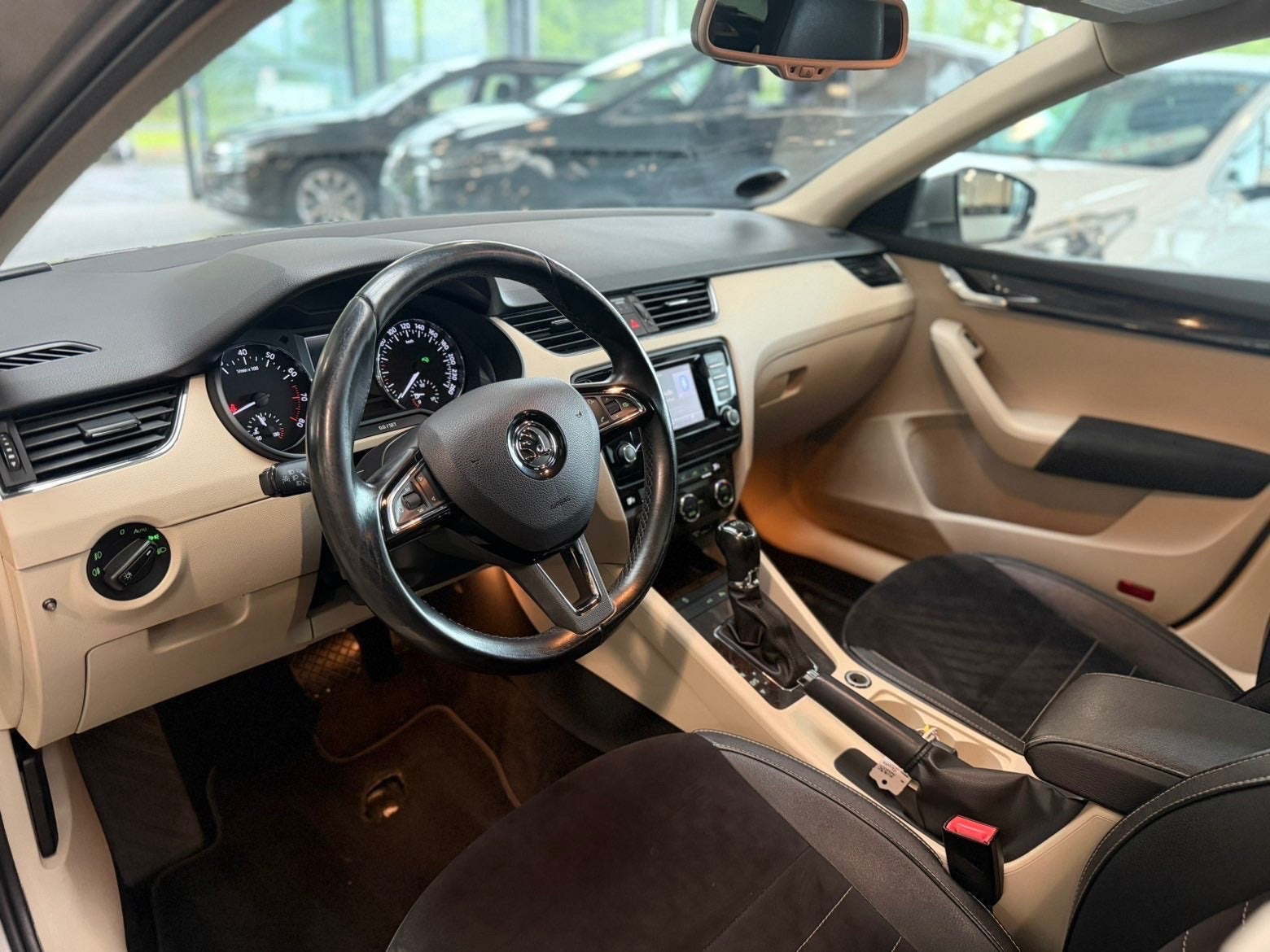undefined Skoda Octavia fra 2014