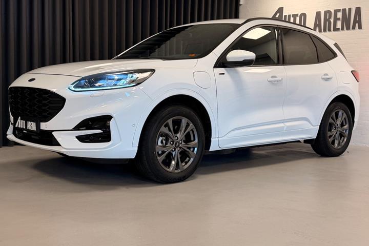 Hvid Ford Kuga fra 2021