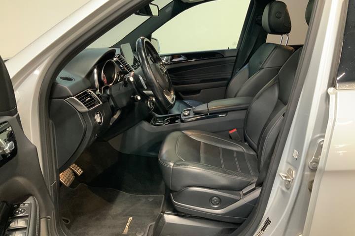 Sølv Mercedes GLE350 d fra 2016