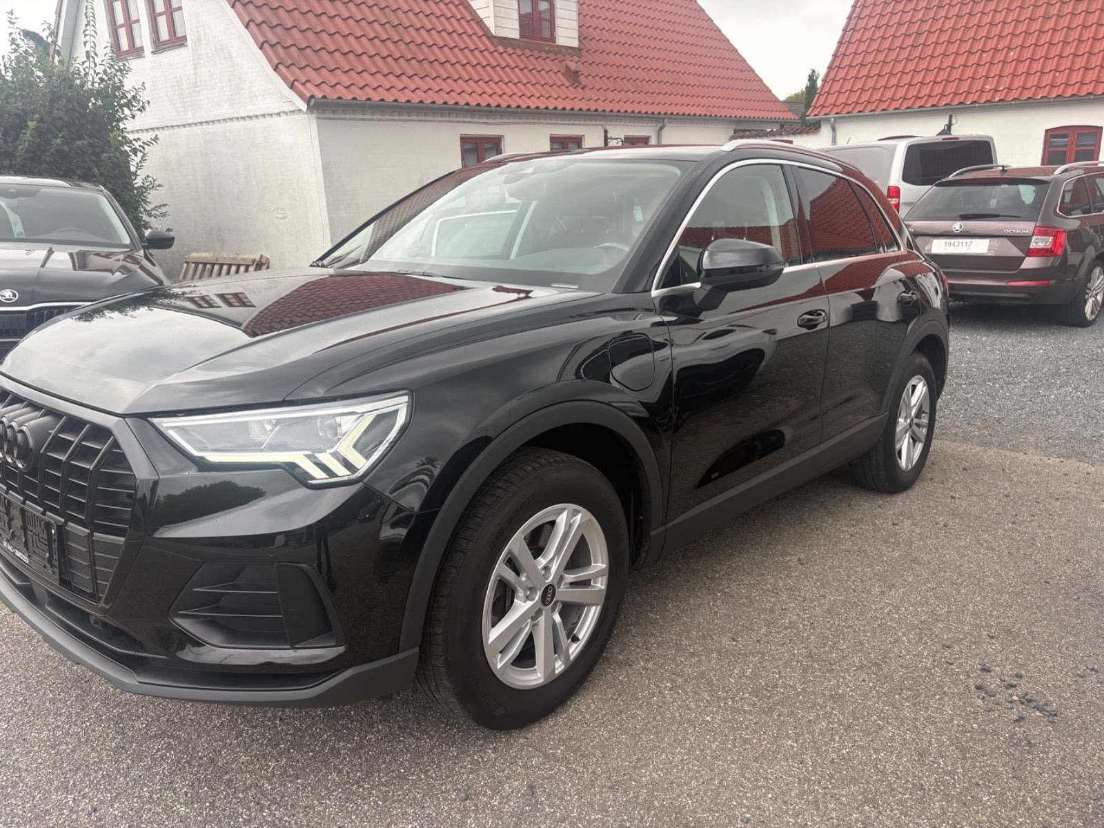 Sort Audi Q3 fra 2023