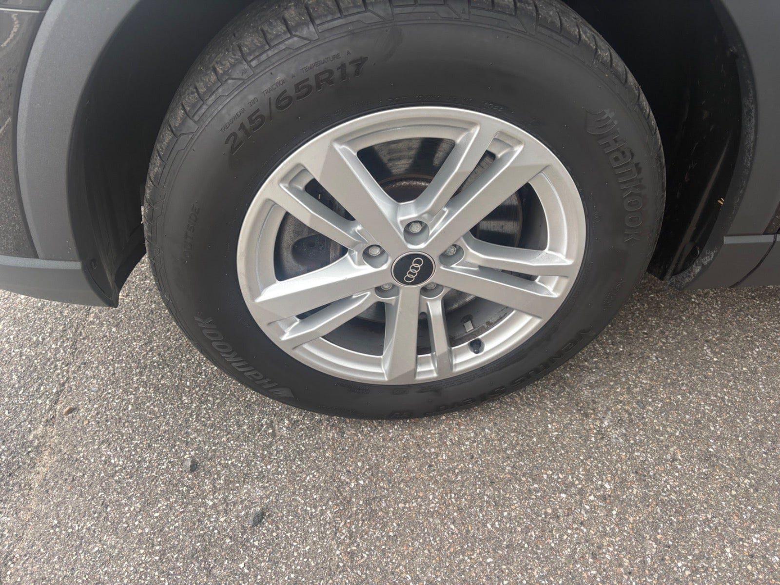 Sort Audi Q3 fra 2023