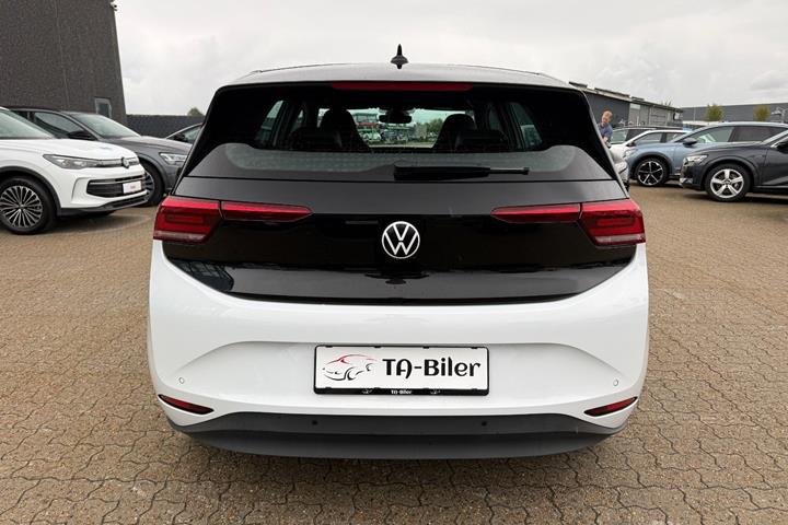 Hvid VW ID.3 fra 2023
