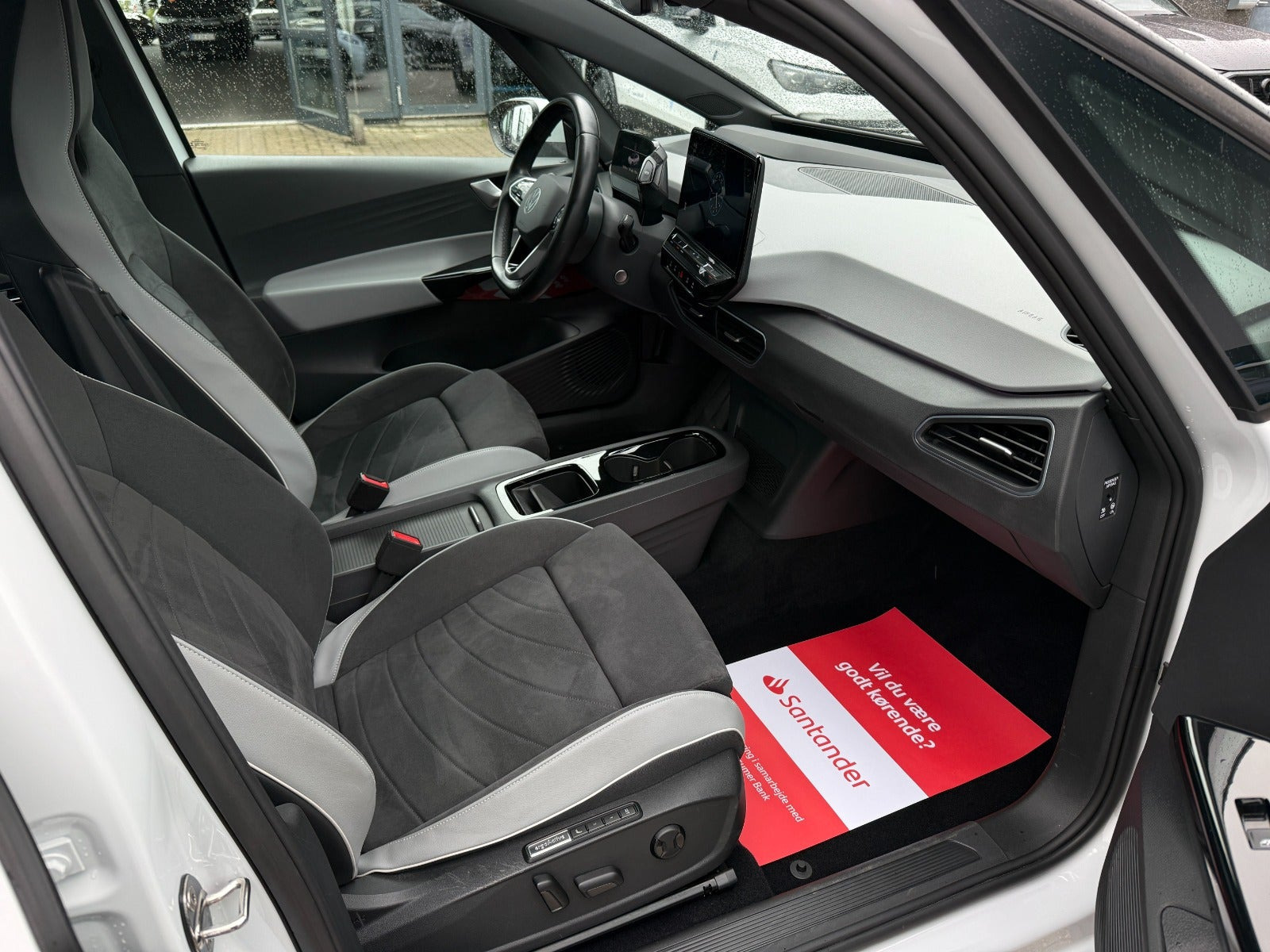 Hvid VW ID.3 fra 2023