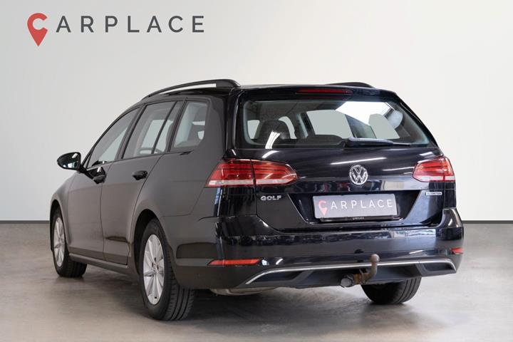 Sort VW Golf VII fra 2020