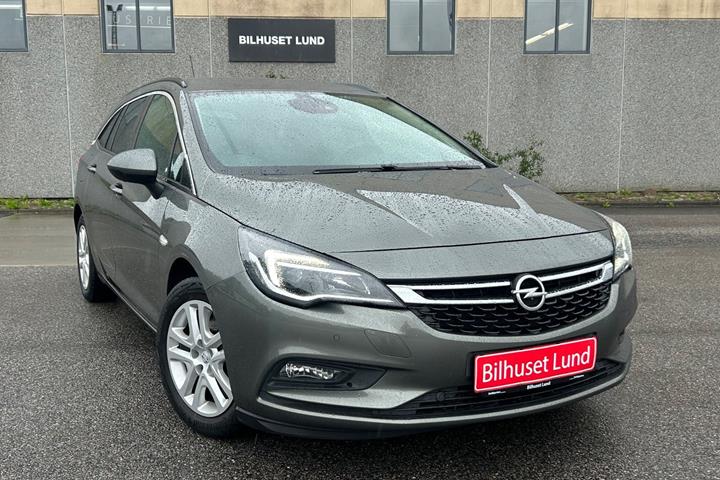 Grå Opel Astra fra 2019