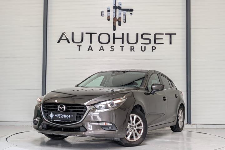 Brun Mazda 3 fra 2017