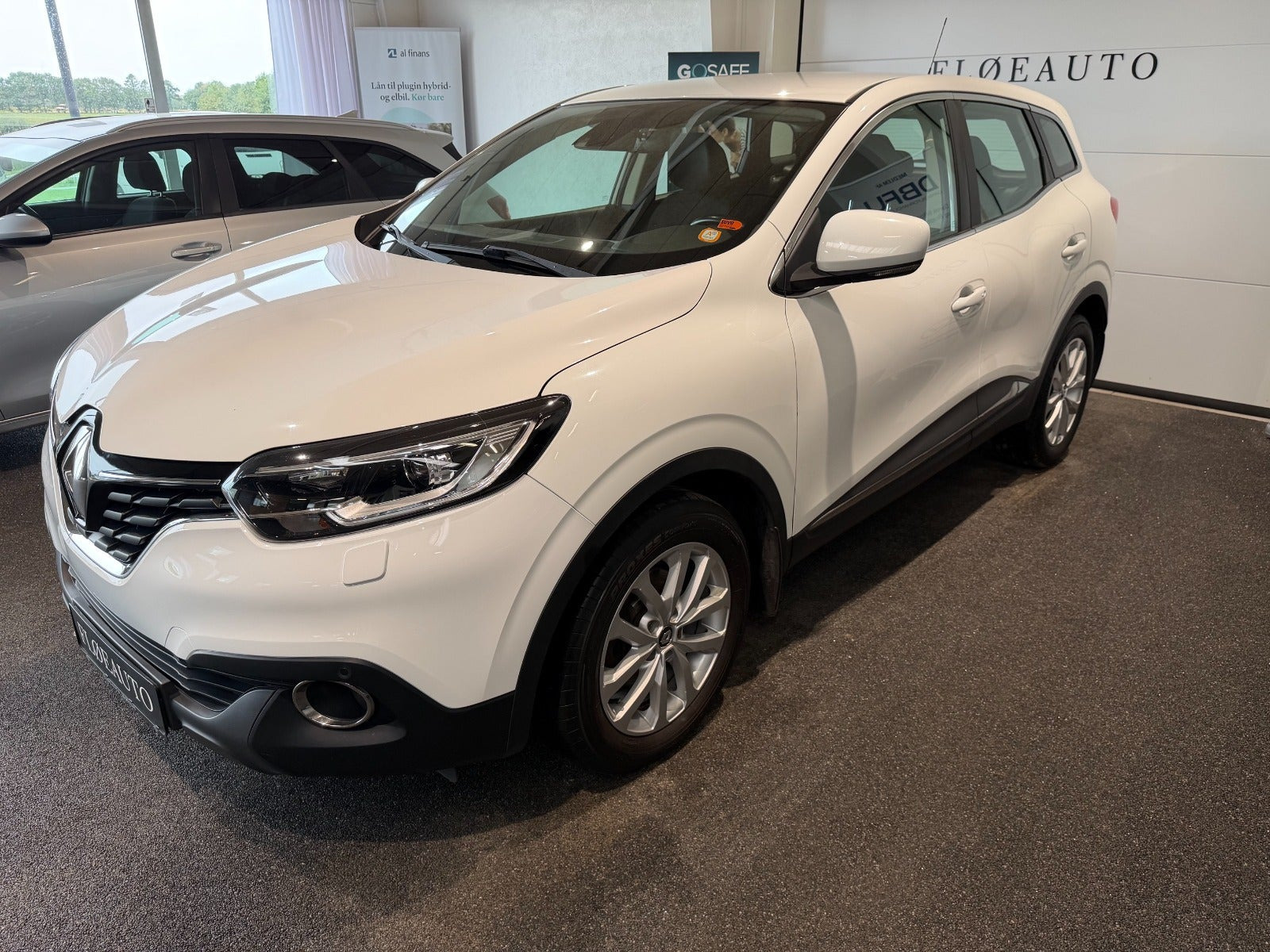 Hvid Renault Kadjar fra 2016