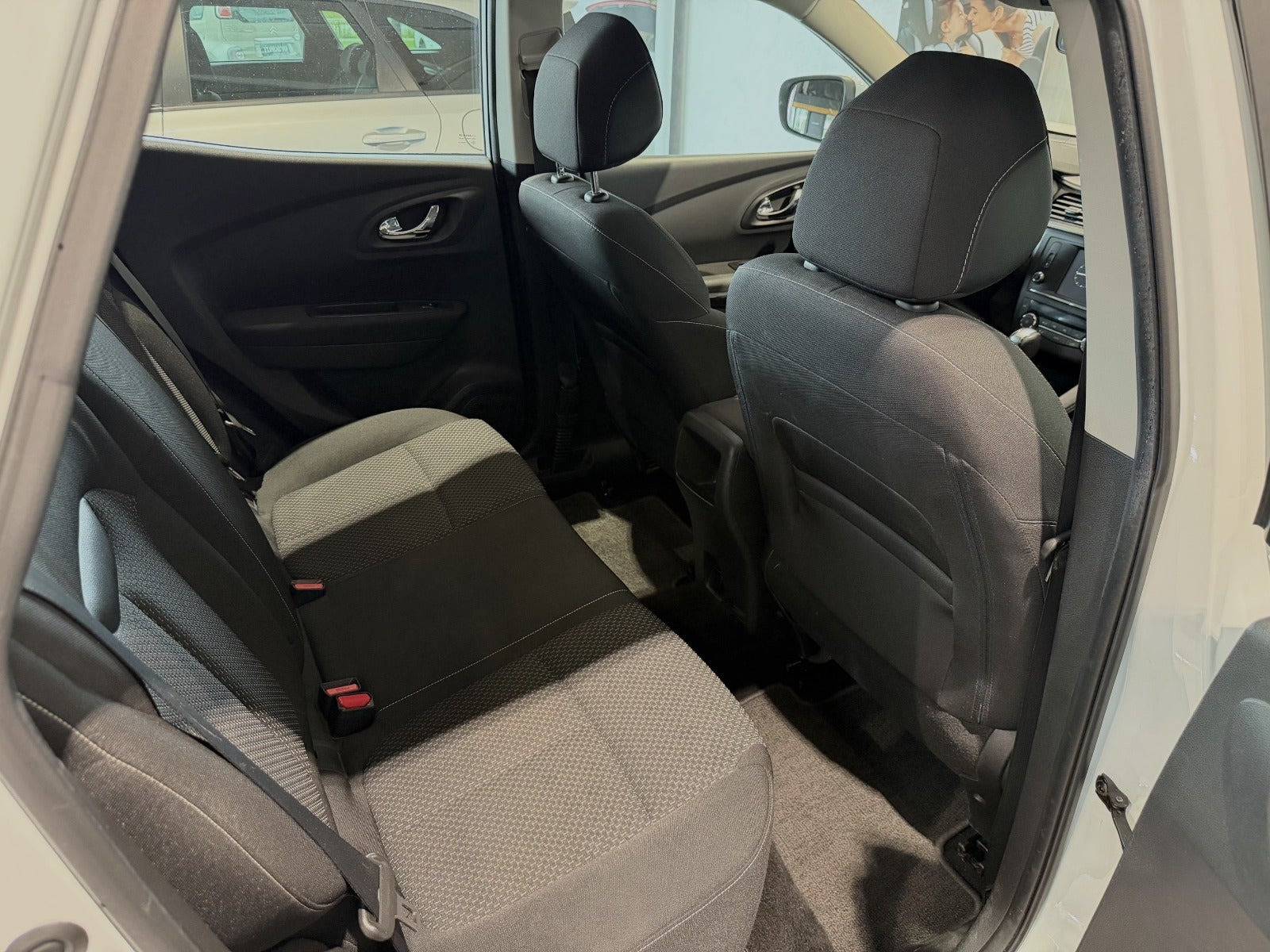 Hvid Renault Kadjar fra 2016