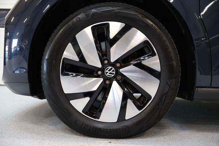 Blå VW ID.Buzz fra 2023