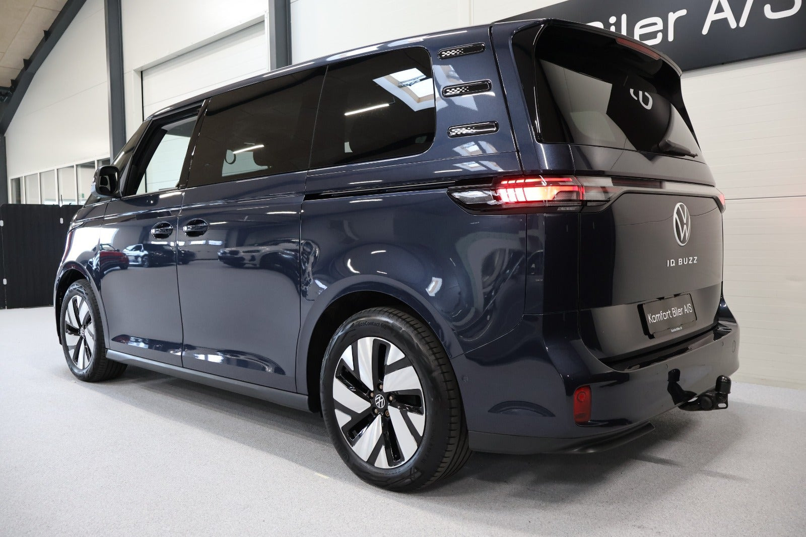 Blå VW ID.Buzz fra 2023
