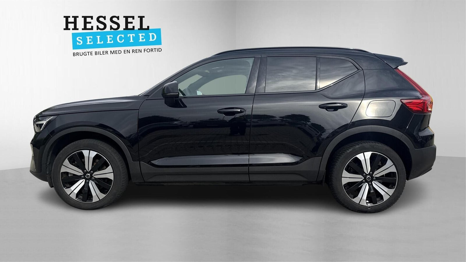 Sort Volvo XC40 fra 2023