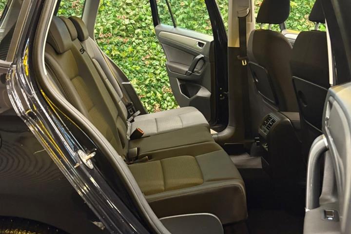 undefined VW Golf Sportsvan fra 2015