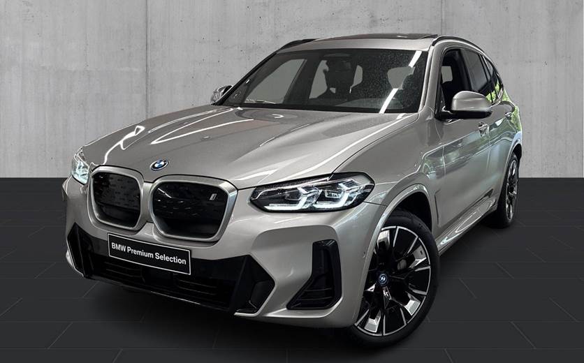 BMW iX3 Charged M-Sport