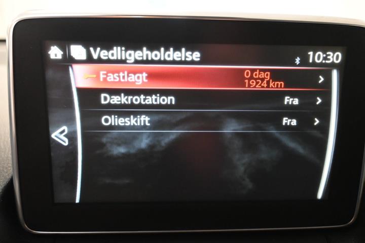 Grå Mazda 2 fra 2017