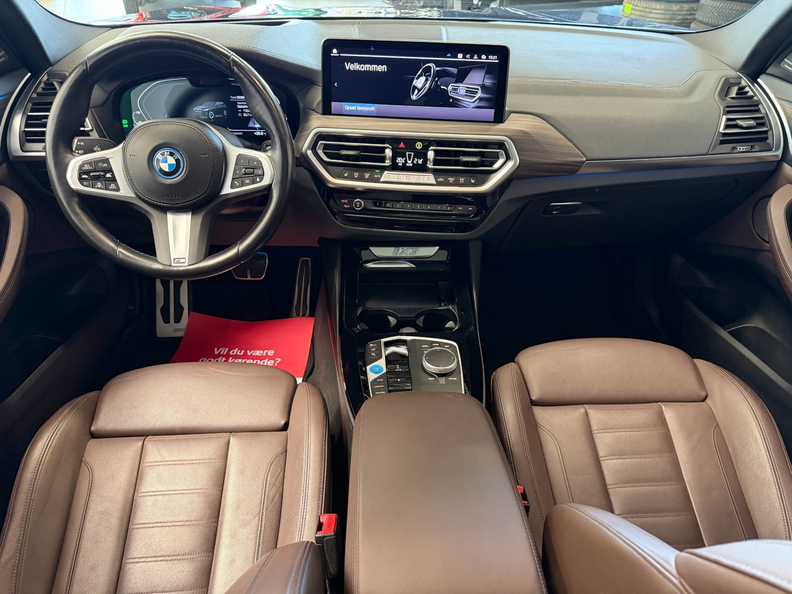 Sort BMW iX3 fra 2023