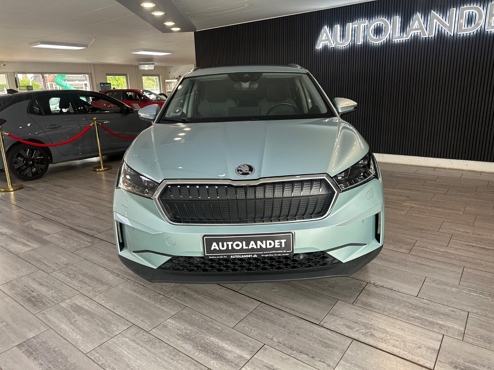 Blå Skoda Enyaq fra 2022
