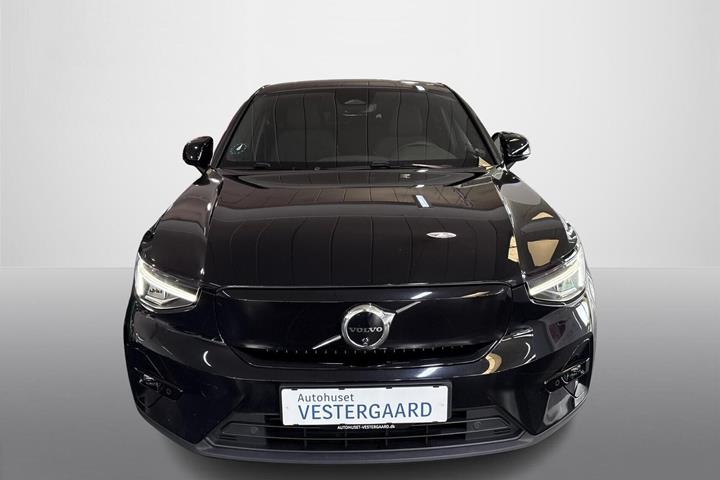 Sort Volvo C40 fra 2024