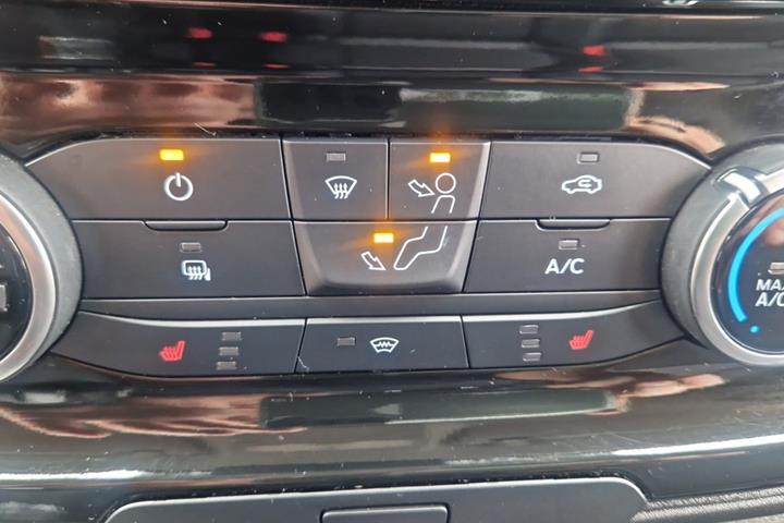 Blå Ford Transit Custom 320 L2 fra 2021