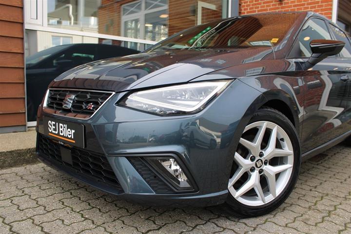 Grå Seat Ibiza fra 2020